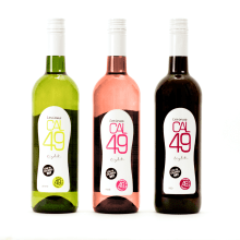 Vino Cal49. Packaging project by Nuria Llort - 10.26.2018