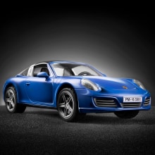 Playmobil Porsche 911 Targa 46Nuevo proyecto. Un proyecto de Fotografía, Fotografía de producto, Iluminación fotográfica y Fotografía de estudio de Adrián Limón Rivera - 19.11.2018