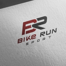 Diseño de logo para la empresa Bike Run Sport. Graphic Design project by Javier Hernandez - 11.21.2018