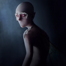 Tooth Fairy - Fotografía & Edición . Un proyecto de Fotografía, Post-producción fotográfica		, Creatividad, Fotografía de retrato, Iluminación fotográfica y Fotografía de estudio de Miriam Eme - 27.12.2018