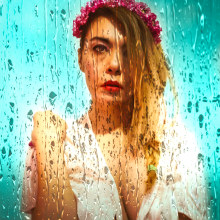 Mi Proyecto del curso: Autorretrato fotográfico artístico  "I'm only happy when it rains". Un proyecto de Fotografía de retrato de Marina Marrupe - 15.01.2019