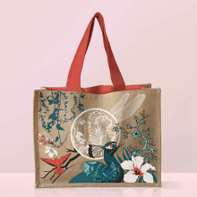 Promotional bags design. Design, Design de acessórios, e Design de produtos projeto de Esther Ayuso Díaz - 28.01.2019