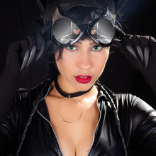 Catwoman (Comic). Un proyecto de Cómic, Iluminación fotográfica y Fotografía de estudio de Juan José Martínez Benesario - 19.02.2019