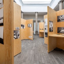 Museografía para la exposición Teo Hernández: Estallar las apariencias en el Centro de la imagen.. Un projet de Architecture de Isabel Martínez - 01.04.2018