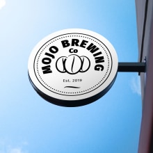 Logo para Mojo Brewing Co.. Un proyecto de Diseño de logotipos de Marina Comelles - 15.04.2019