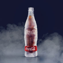 Ice Bottle - Coca-Cola. Advertising, Art Direction, Cop, and writing project by Ruano Rivera - 04.17.2019