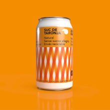 Diseño de lata para zumo de naranja. Un proyecto de 3D, Br, ing e Identidad, Diseño gráfico y Packaging de jordi ferrandiz - 19.06.2019