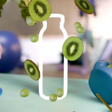 Epica Yoghurt. Een project van  Reclame, Film, video en televisie, Animatie,  Art direction, Stop-motion, 3D-animatie y  Concept art van Tessa Doniga Johnson - 14.08.2019