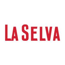 Packaging para "LA SELVA" inspirado en un cartel de cine. Un proyecto de Packaging y Diseño de producto de Carlos Aller - 27.08.2019