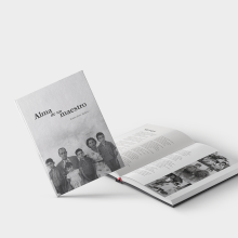 Maquetación de libro de poemas familiar. Editorial Design project by Elia Pérez de Miguel - 06.20.2018