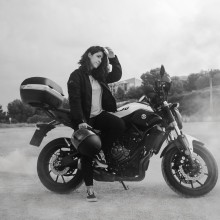  Smoke Motorcycle. Photograph, Fashion Photograph, Photographic Lighting, and Digital Photograph project by Victor Aguado Abadias - 09.26.2019