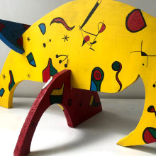 Oso Hormiguero inspirado en Joan Miró. Un proyecto de Bellas Artes, Pintura, Escultura y Dibujo de Cristina Saiz López - 29.09.2019