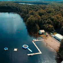 2018 Camp Zeke's Waterfront video. Un proyecto de Producción audiovisual					 y Edición de vídeo de Gabriel Huertas Martín de Bernardo - 23.10.2019