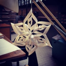 Estrella de papel. Paper Craft project by Inés Durán Vega - 11.11.2018