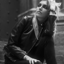 Xenia_oche. Un proyecto de Moda, Retoque fotográfico, Fotografía de moda y Fotografía en exteriores de Jero Cerezo - 10.01.2019
