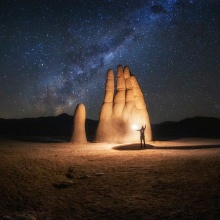Fotos mano del desierto.. Un proyecto de Fotografía y Fotografía en exteriores de Emilio Castillo - 04.03.2020