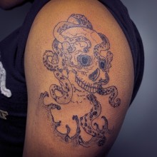 Mi Proyecto del curso: Tatuaje para principiantes (Skull Kraken). Un proyecto de Ilustración tradicional, Arte urbano y Diseño de tatuajes de Jesús Serrano - 27.03.2020