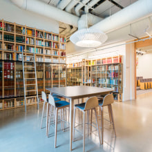Biblioteca Serapio Mujica. Un proyecto de Arquitectura interior de TGA - 31.03.2020