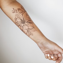 Mis primeras pieles. Ilustração tradicional, e Desenho de tatuagens projeto de Núria Galceran - 17.05.2020