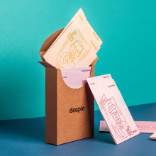 Deapie. Design, Editorial Design, Graphic Design, and Packaging project by Estudio Marina Goñi - 05.29.2020
