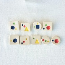 My final project: Pendants, magnets, pins and keychains. Escultura, e Cerâmica projeto de Isadora Pompa - 24.06.2020