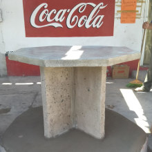Mi Proyecto del curso: mesa en concreto para exterior de un abarrotes . Un proyecto de Retail Design de Heriberto GilSamaniego - 28.06.2020