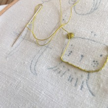 My project in Introduction to Raised Embroidery course. Un proyecto de Bordado de Malin Flynn - 28.05.2020