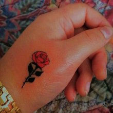 Mi Proyecto del curso: Tatuaje para principiantes. Un proyecto de Bellas Artes, Bocetado, Dibujo y Diseño de tatuajes de Scarleth Bradford - 15.07.2020