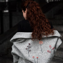 Abrigo bordado con lana. Un progetto di Ricamo di Koral Antolín Maillo - 12.08.2020