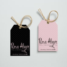 Rediseño logo. Creación de etiqueta propia y bolsa. Tienda ropa "Rosa Alegre". Design gráfico, Packaging, e Design de logotipo projeto de Noelie Tomas Cervera - 01.10.2020