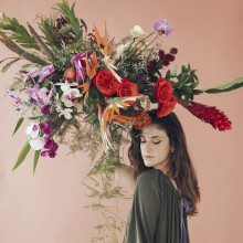 Sra Ora. Direção de arte, e Fotografia artística projeto de ORA The Floral Agency - 14.10.2020