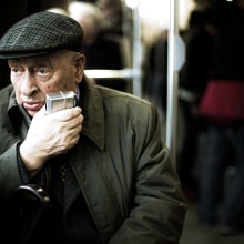 The Everyday Drama of Elderly’s Loneliness . Fotografia, Stor, telling, Fotografia digital, e Fotografia documental projeto de Giulio D Ercole - 26.10.2020