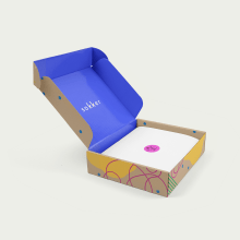 Sokker. Packaging y branding. Design, Br, ing, Identit, and Packaging project by María López Ayala - 12.01.2020