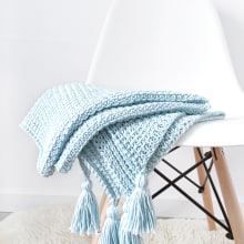Colección Mantas de Bebé para KNITIVE- Ocean Blanket y Falling Blanket. Un proyecto de Artesanía, Pattern Design y Tejido de Marta Porcel Vilchez - 20.08.2019