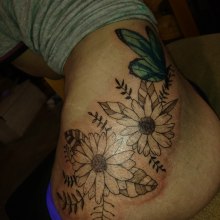 Mi Proyecto Final del curso: Tatuaje botánico con puntillismo . Un proyecto de Ilustración botánica de Angel Marin - 15.01.2021