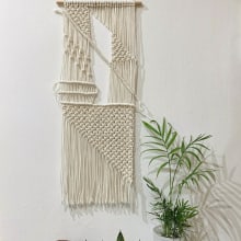 Mi Proyecto del curso: Macramé: nudos básicos y complejos . Un proyecto de Ilustración textil, Tejido y Macramé de Begoña Blázquez Parro - 24.01.2021