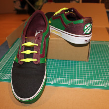Old Vans restoration and customization based on Boba Fett from Star Wars. Shoe Design project by susanalav - 02.17.2021