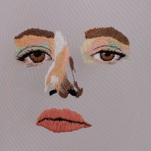 Retrato Elena. Un proyecto de Ilustración de retrato, Bordado y Dibujo de Retrato de Elo (Saturno Rosa) - 23.01.2020
