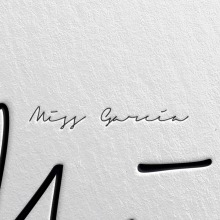 Miss Garcia. Un proyecto de Diseño de logotipos de Elena Negrete Gil - 18.03.2021