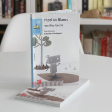 Papel en Blanco. Editorial SM. Paper Craft project by BArbara Perdiguera - 04.15.2014