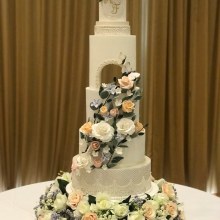 Enchanted Floral Wedding Cake . Arts, and Crafts project by Nasima Alam - 05.04.2021