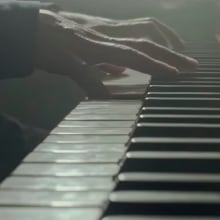 JJ Machuca LA DANZA DE LOS MUNDOS - Versión Piano Loop (Videoclip Oficial). Un proyecto de Cine, vídeo, televisión y Vídeo de Juanmi Cristóbal - 21.04.2021