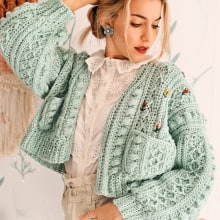 Cárdigan Amapola. Design de moda, Tecido, e Crochê projeto de Alelí Deco Crochet - 14.12.2020
