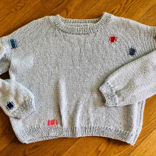 my sweater (knitted in silk - visible mended). Moda, Design de moda, Bordado, Costura, Tecido, Upc, e cling projeto de Gerti Wouters - 13.06.2021
