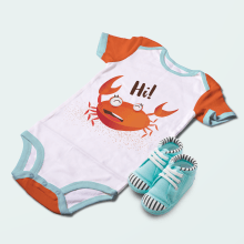 Miss Crab | Baby Summer Clothes. Un proyecto de Ilustración, Diseño de moda, Ilustración textil e Ilustración infantil de Magimo Studio - 15.06.2021