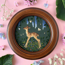 Fawn on Green. Traditional illustration, and Embroider project by Chloe Giordano - 06.18.2021