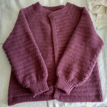 Mi Proyecto del curso:  Top-down: prendas a crochet de una sola pieza. Een project van Mode,  Modeontwerp, Textiel, DIY y Haken van Inés Callejón - 19.06.2021