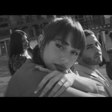 'Me has dejado' de Nicki Nicole y Delaossa. Sony Music. Advertising, Music, Film, Video, and TV project by Marisa Folgado - 07.13.2021