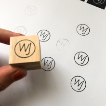 Logo Stamp in Manual Printing for Photopolymer Stamps course. Arts, Crafts, Fine Arts, Screen Printing, and Printing project by Rebecca - 07.31.2021