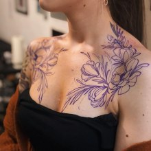 Chestpiece flowers . Tattoo Design project by Jen Tonic - 08.08.2020